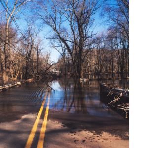 Flood Mitigation from emergency managers using unified early warning systems.